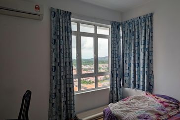 THE PALM CONDOMINIUM