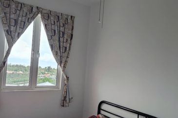 THE PALM CONDOMINIUM