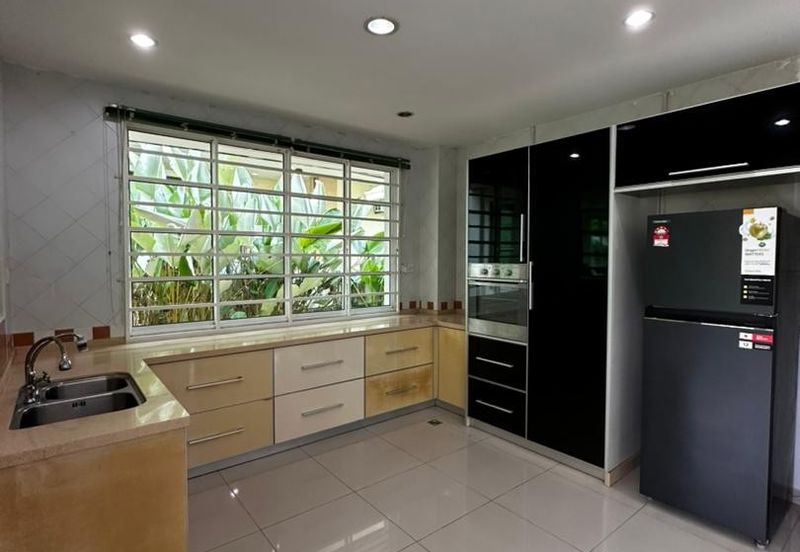 Kiansom Country Height