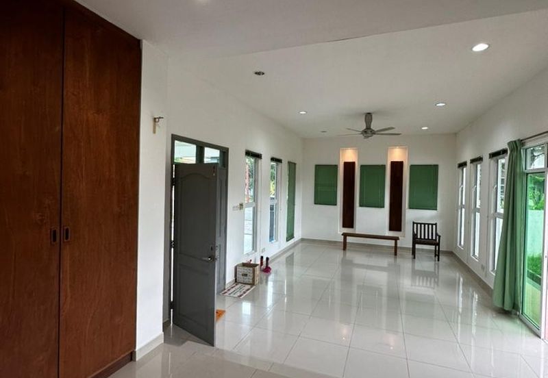 Kiansom Country Height