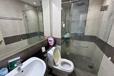 The Peak Vista (Likas)