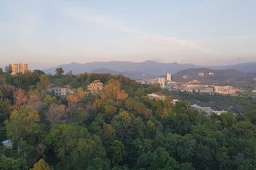 JADE RESIDENCE CONDOMINIUM