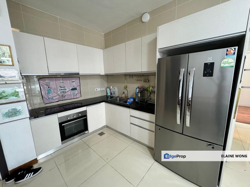 Jesselton Residences | Block A | Medium High Floor | 2R+2B | Fully Furnished | KK CBD , Sabah, Kota Kinabalu