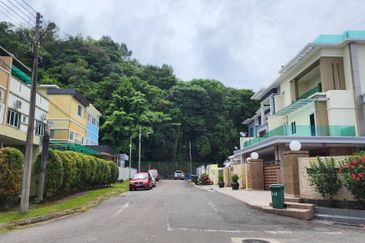 Taman Hilltop Perdana