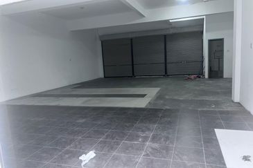 Penampang Commercial Centre | Grd Floor | For Rent