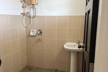 TAMAN KINGFISHER SULAMAN PH 1