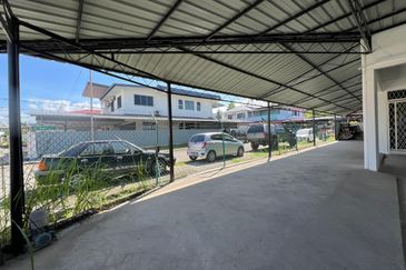 Taman Manis | 2 Storey Semi Derached | Penampang