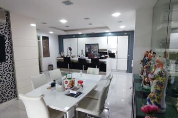 Jesselton Condominium