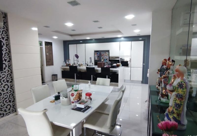 Jesselton Condominium