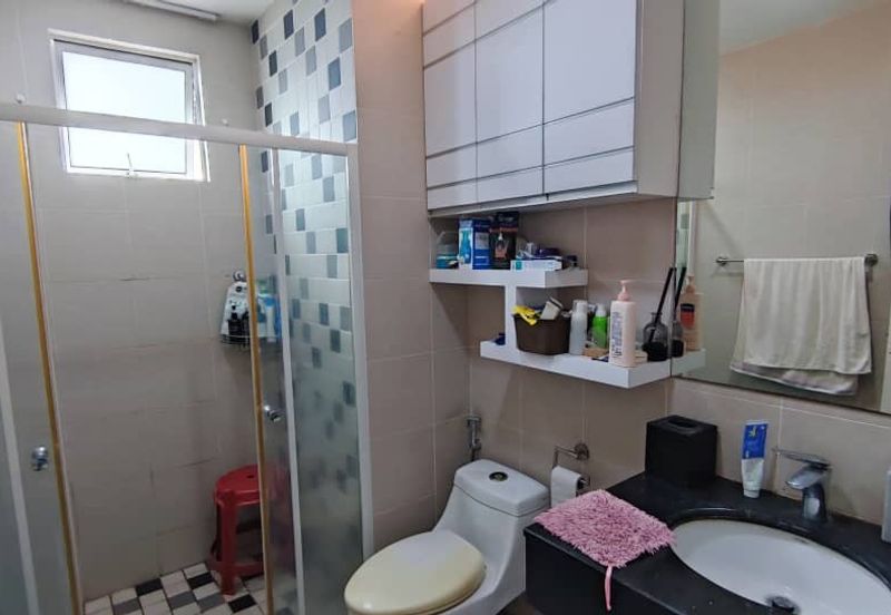 Jesselton Condominium