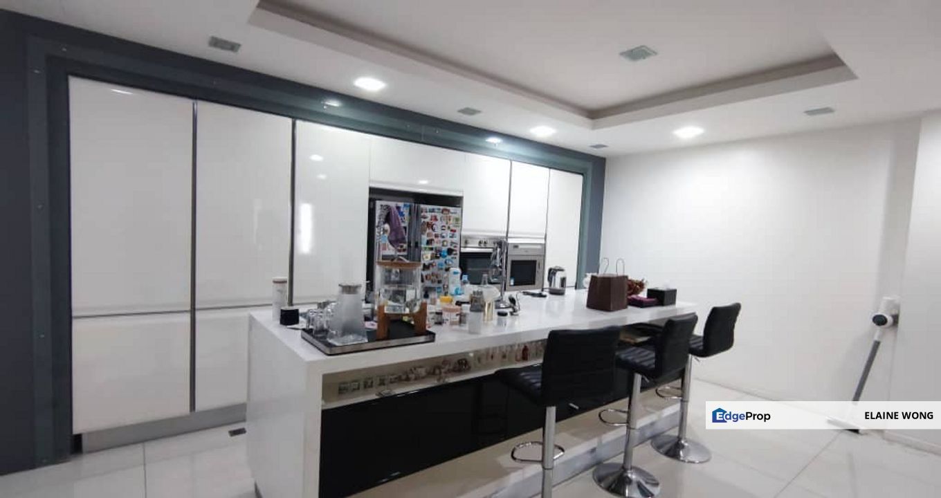 Jesselton Condominium | Low Density | 2400sqft | Below Market Value | Damai Luyang Kota Kinabalu, Sabah, Kota Kinabalu