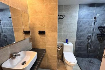 ARU SUITES @ TANJUNG ARU