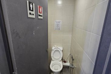 Aeropod Commercial Square