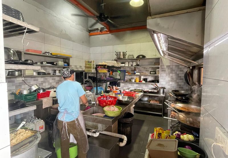 Harbour City | Ground Floor | Corner Unit | Restaurant Business | For Rent 