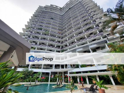 END UNIT Armanee Terrace II, Duplex Condominium Damansara Perdana, Selangor, Petaling Jaya