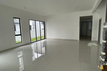 Brand New Casablanca Alam Impian 2 Storey Semi D Cluster For Sale