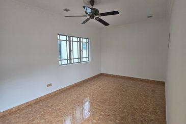 Lorong Raja Nong 11A 