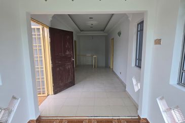 Lorong Raja Nong 11A 