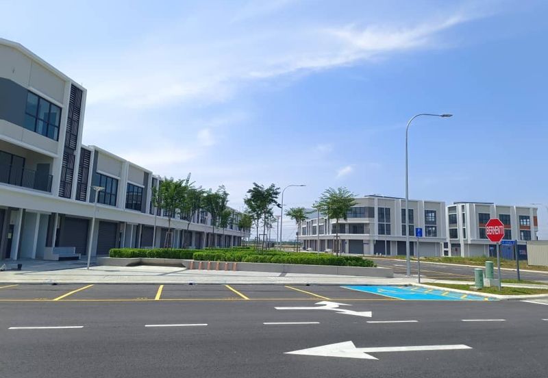 Uptown Square Bandar Rimbayu 2 Storey Shop For Rent, Telok Panglima Garang