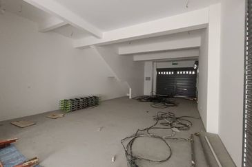 Brand New 2 Storey Shoplot For Rent, Serene Square Semenyih Kajang