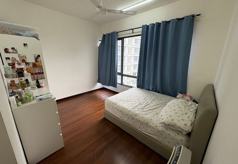 Paloma @ Tropicana Metropark