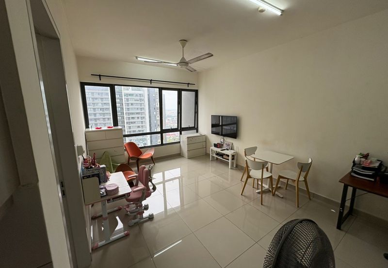 Paloma @ Tropicana Metropark