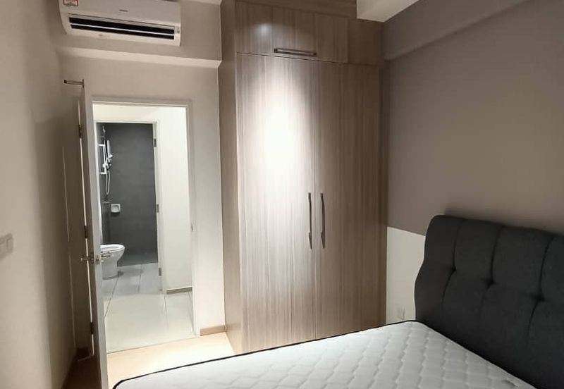 Gravit8 @ Klang South