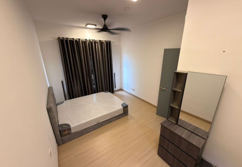 Arinna, Kemuning Utama