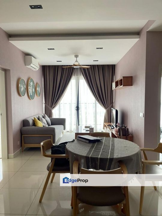 Link Bridge to Setia City Mall Setia City Residence For Sale, Best Location, Selangor, Setia Alam/Alam Nusantara