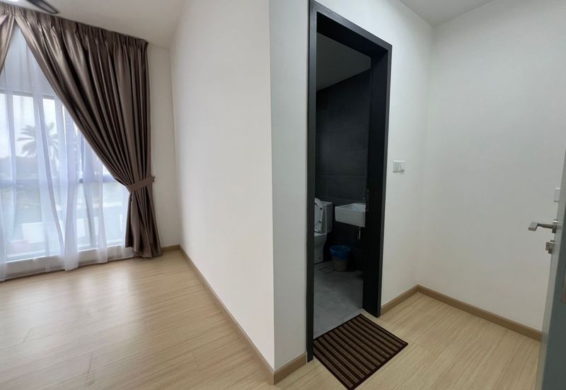 Arinna, Kemuning Utama