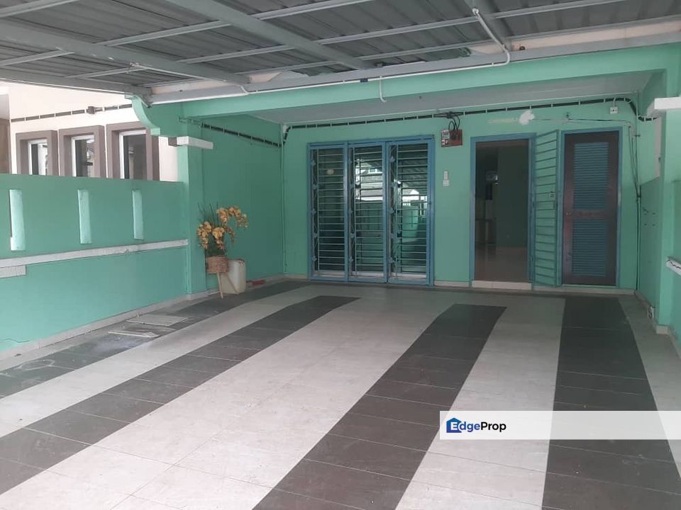 Renovated 2 Storey House For Sale Bandar Puteri Klang , Selangor, Klang