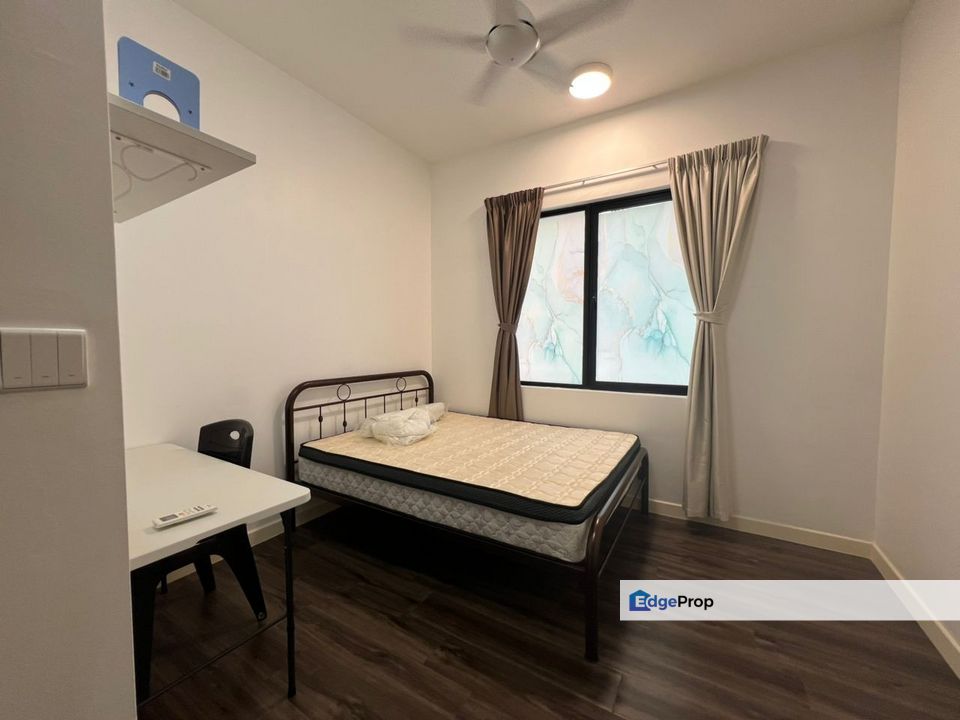 Utropolis Urbano Fully Furnish Included Wifi For Rent, Beside Uow School only, Selangor, Shah Alam