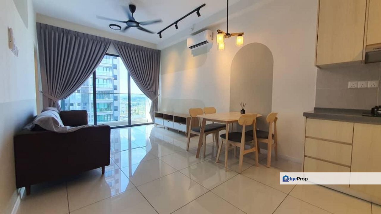 The Glenz Glenmarie Fully Furnish Id Design 3 Bedroom For Rent, Beside LRT 3 only!, Selangor, Shah Alam