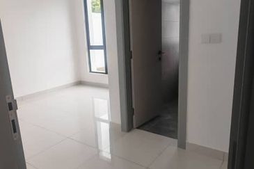 Casablanca 2 Alam Impian Endlot Unit For Sale, Peace Environment