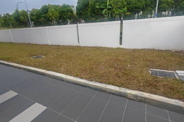 Casablanca 2 Alam Impian Endlot Unit For Sale, Peace Environment