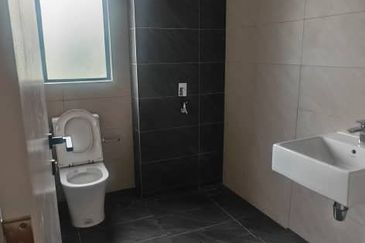 Casablanca 2 Alam Impian Endlot Unit For Sale, Peace Environment