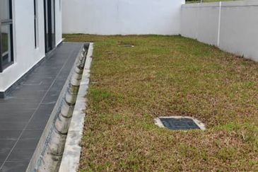 Casablanca 2 Alam Impian Endlot Unit For Sale, Peace Environment