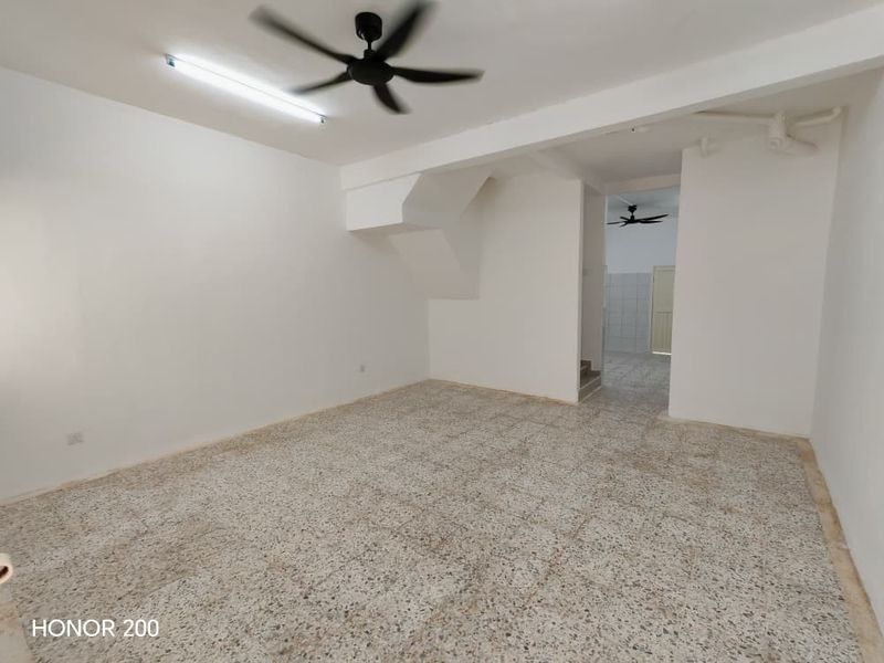 Taman Klang Utama Sungai keramat 21 Double Storey For Rent, Selangor, Klang