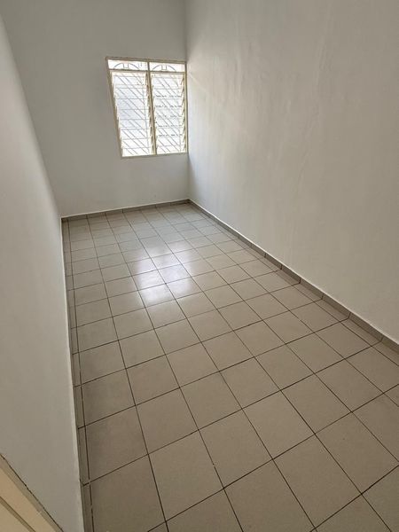 Taman Klang Utama Sungai keramat 21 Double Storey For Rent, Selangor, Klang