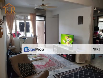 Partially furnished apartment for sale @Goodyaer court 7 @Usj 14, Selangor, USJ