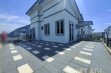 Bandar Mahkota Banting