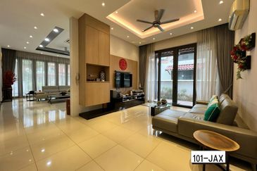 Duta Villa, Setia Alam