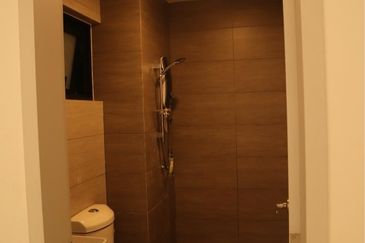 Amber Residence @ twentyfive.7