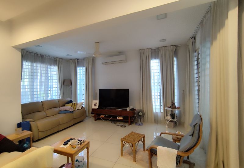 USJ Avenue @ USJ Heights