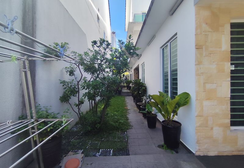 USJ Avenue @ USJ Heights