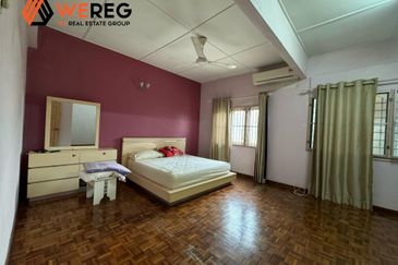 Taman Tepi Sungai ( Taman Teluk Pulai Indah )