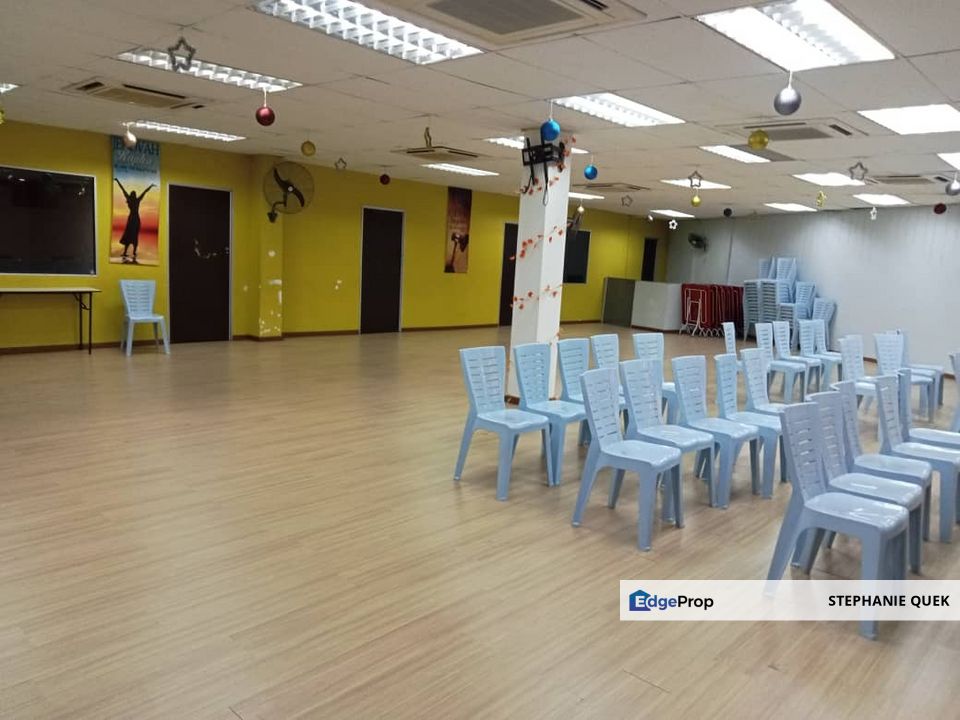 Pandamaran Klang 1st Floor 3200sqft Partial Furnished Big Office For Rent, Selangor, Klang