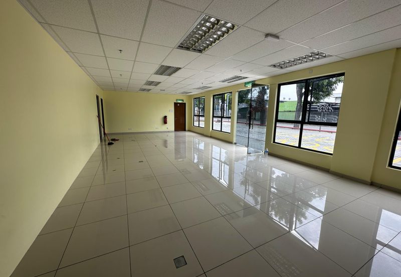 West Port, Pulau Indah