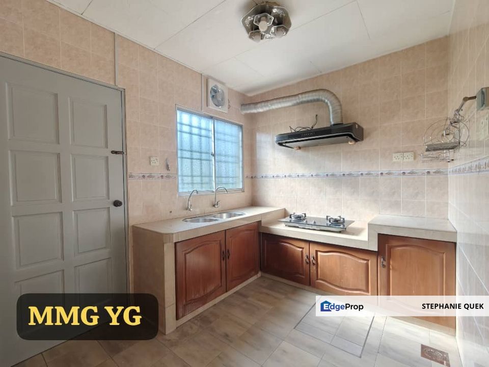 Taman Bayu Emas Klang 2 Tingkat Partial Furnished House For Rent, Selangor, Klang