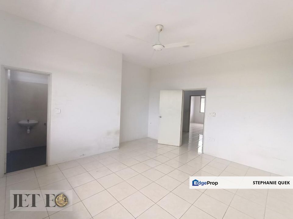 (RM1500)Bandar Mahkota Banting 2 Storey Gated Guarded Terrance House For Rent, Selangor, Banting